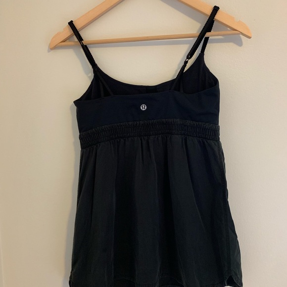 Lululemon bliss tank - Picture 2 of 3